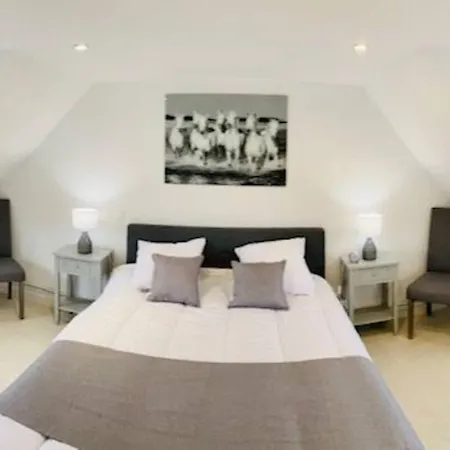 Holiday home De Coquelicots Avec Jacuzzi A Embreville